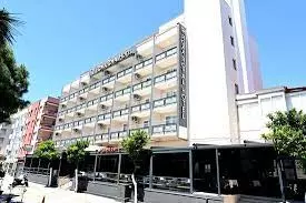 HotelRoxxRoyal HotelRoxxRoyal